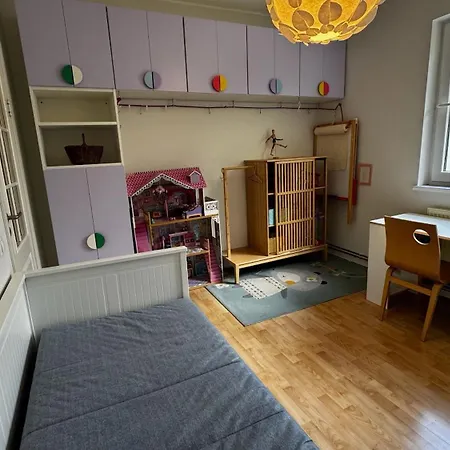 Spacious Family-friendly Apartment, Free Parking شقة تالين