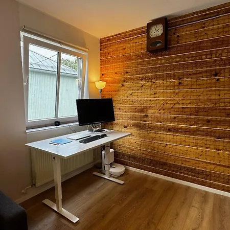 Spacious Family-friendly Apartment, Free Parking アパート タリン